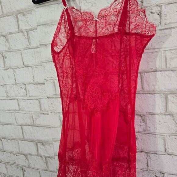 b.temptd red teddy nightgown - Picture 6 of 14